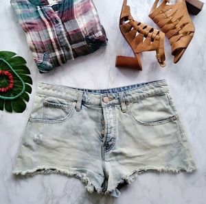 UO BDG Trash-Wash Baggy Cut Off Button Fly Shorts